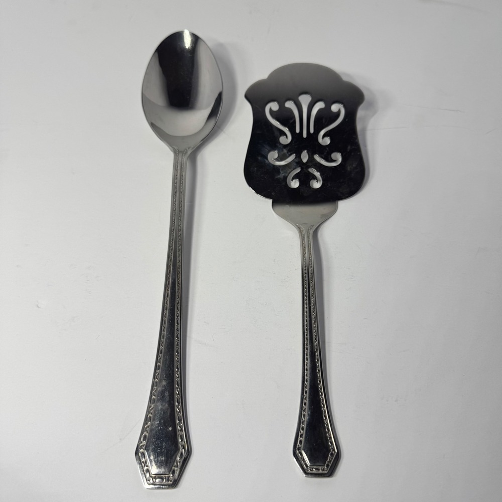 Reed & Barton Royal Shell Stainless Steel Serving Spoon & Pierced Pie Server VTG